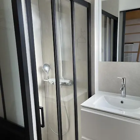 Petit Avec Terrasse Thouarcé