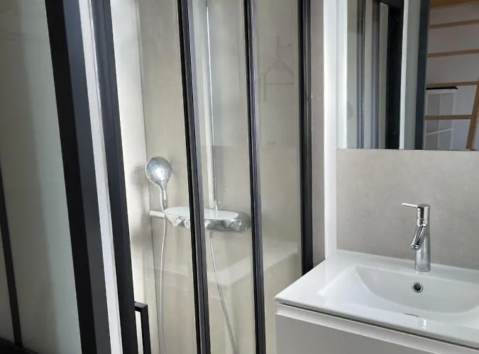 Petit Avec Terrasse Thouarcé